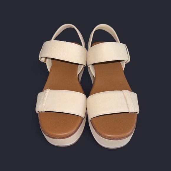 Women's Cream Platform Sandals - Picture 1 of 7